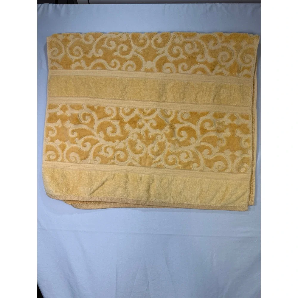 Imperial Scroll Yellow Cotton Bath Towel Set Embossed Jacquard 2 Piece